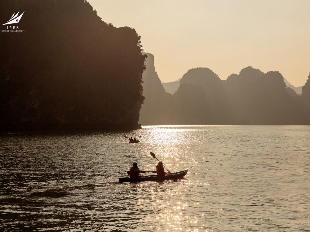 Lan Ha Bay kayaking