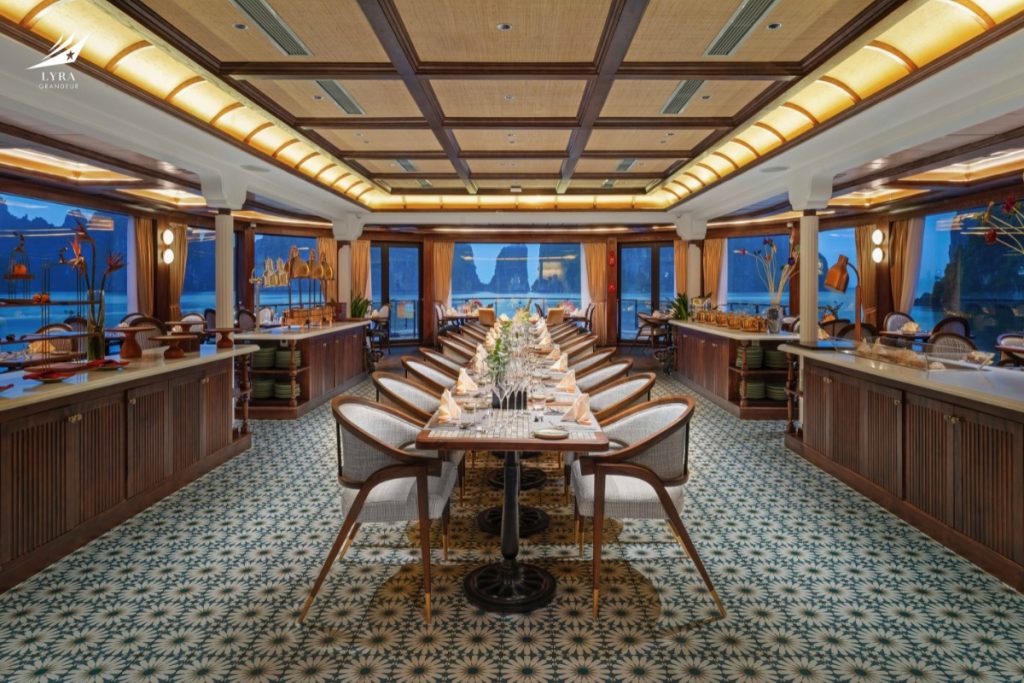 Harmony of the sea restaurant on Lyra Grandeur